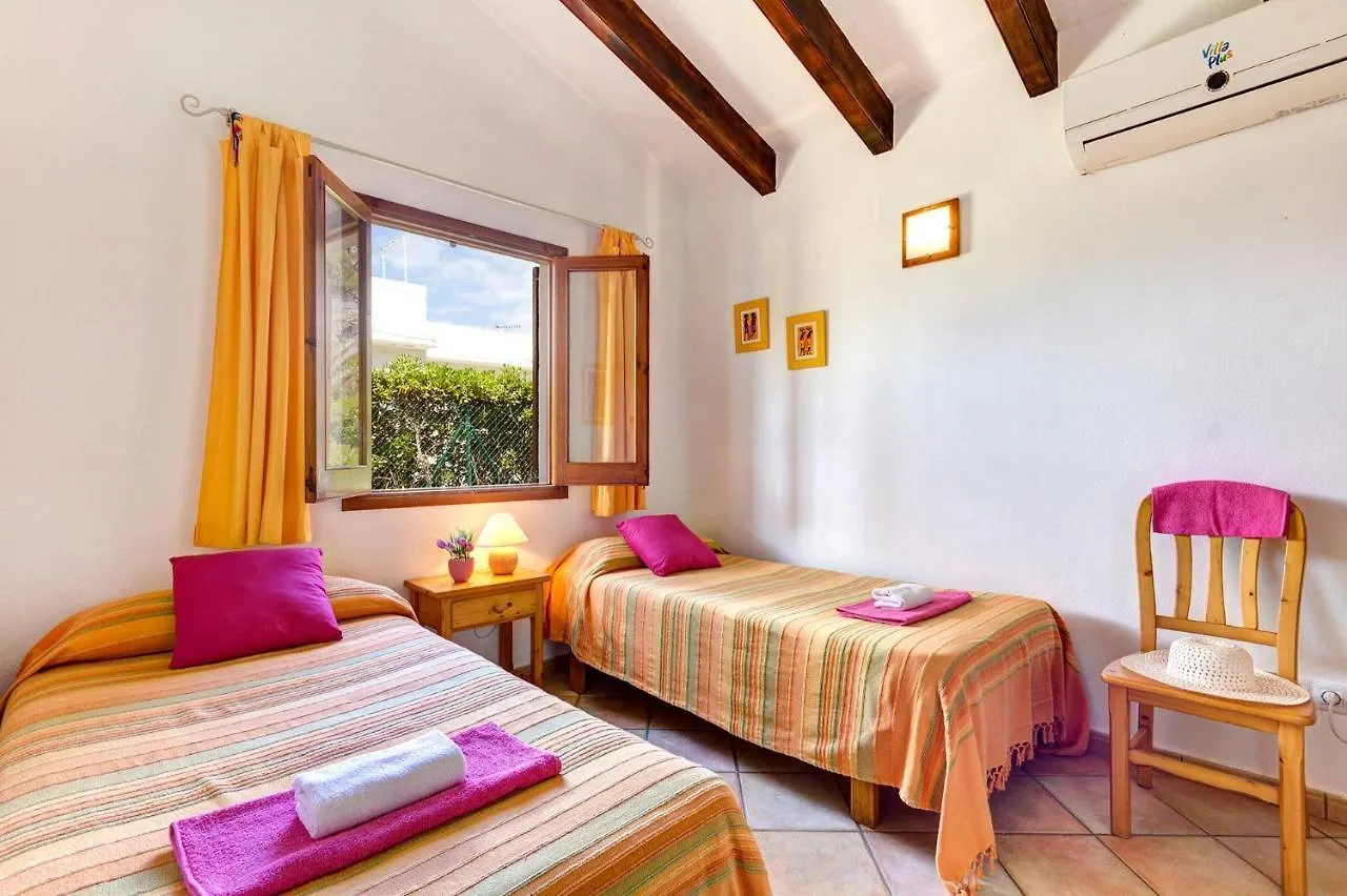Gerard Villa, Cala Blanca Cala Santandria  Villa